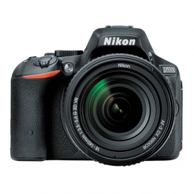 Nikon D5500 DSLR Camera 24.2MP With Nikon 18-140mm f/3.5-5.6G ED VR Lens